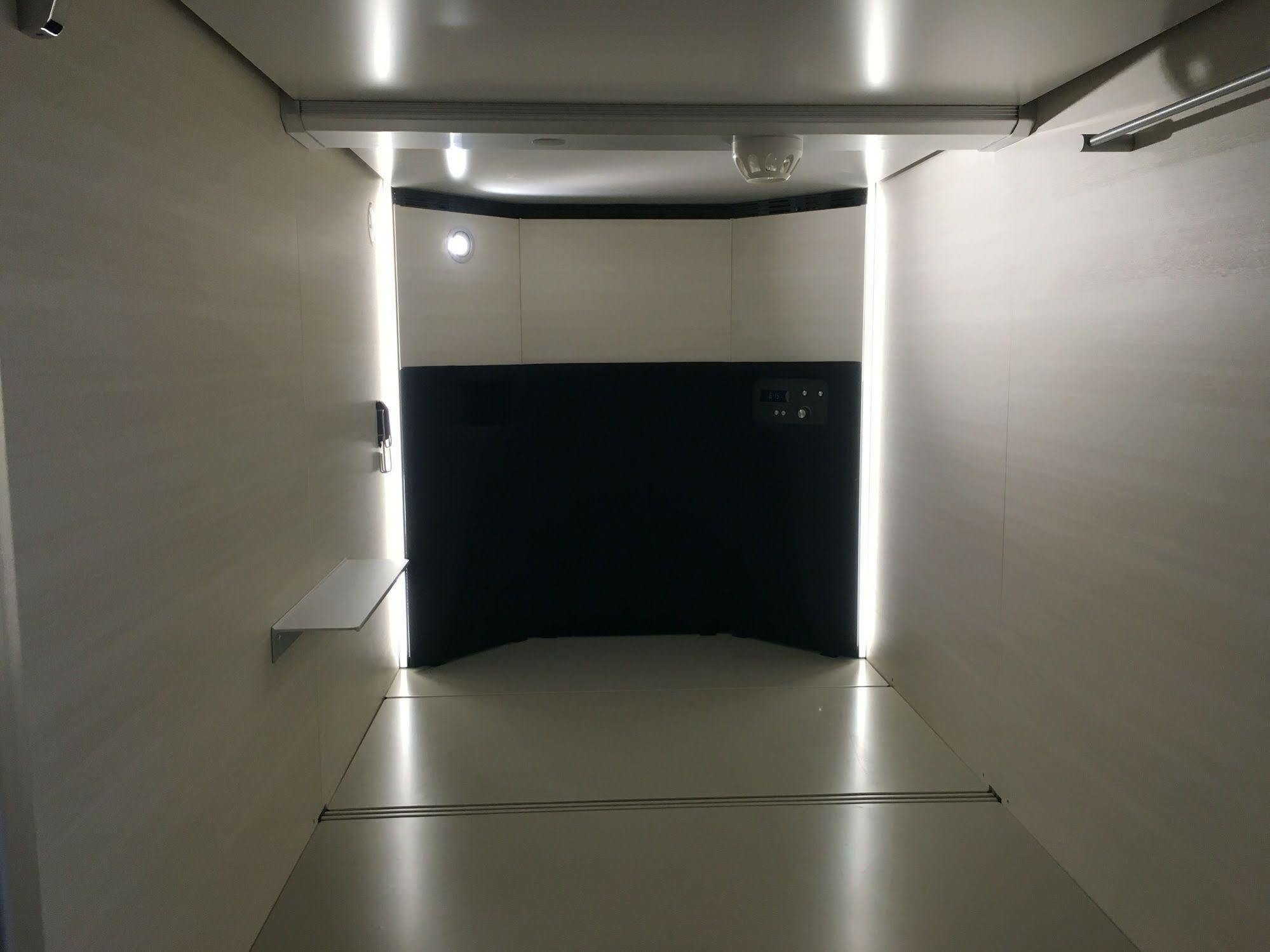 Calendar Hotel Otsu Exterior photo